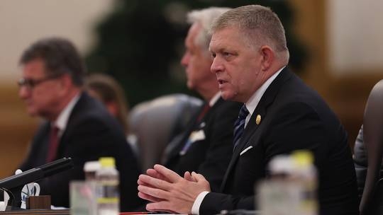 Thủ tướng Slovakia: EU "tự bắn vào chân mình" nếu cấm năng lượng Nga